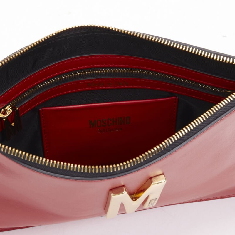 MOSCHINO Couture! smooth red leather gold M top zip wristlet clutch bag