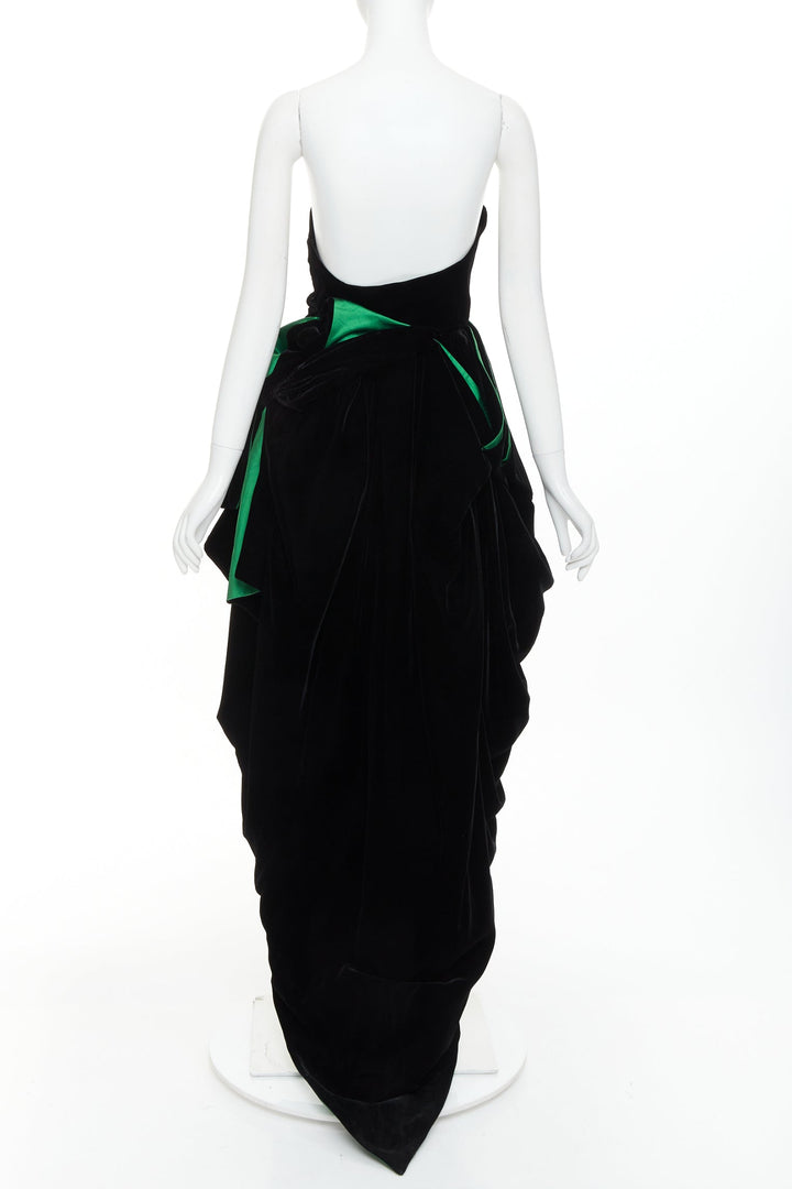ALEXANDRE VAUTHIER COUTURE AW2020 Runway black velvet green velvet duchess  gown