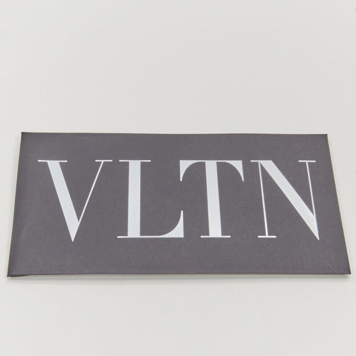VALENTINO VLTN black box logo stripe white cotton socks