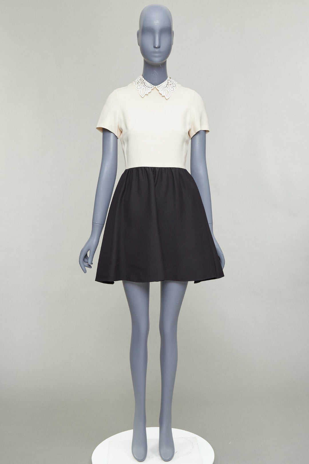 VALENTINO cream black silver studded leather collar bicolor cocktail dress