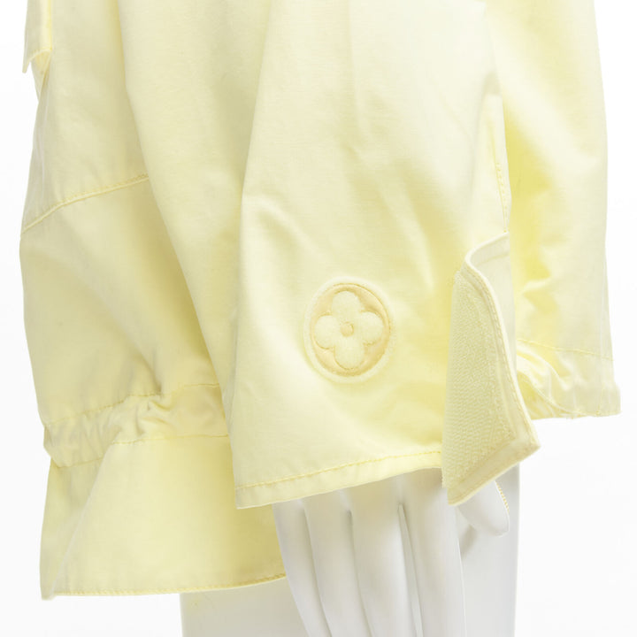 rare LOUIS VUITTON 2020 Runway yellow detachable tie sleeves parka jacket FR46 S