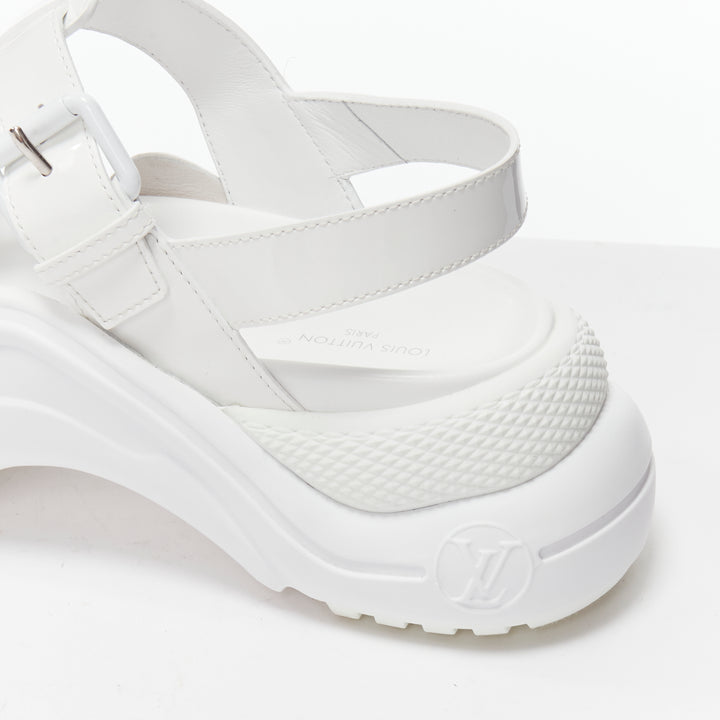 LOUIS VUITTON 2022 Archlight white patent leather chunky fisherman sandals EU38