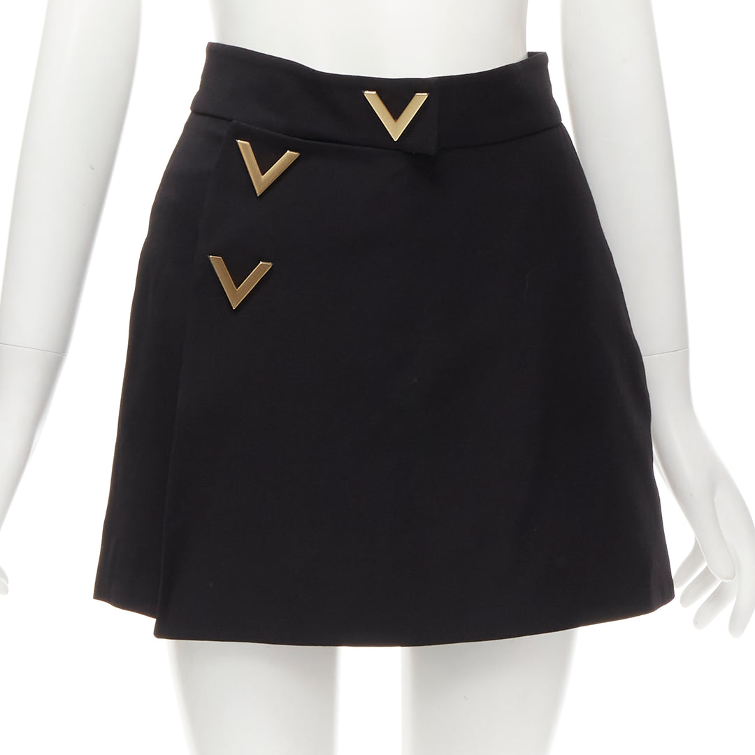 VALENTINO VLOGO gold metal button black wool silk 60's mini skirt skorts IT38 XS