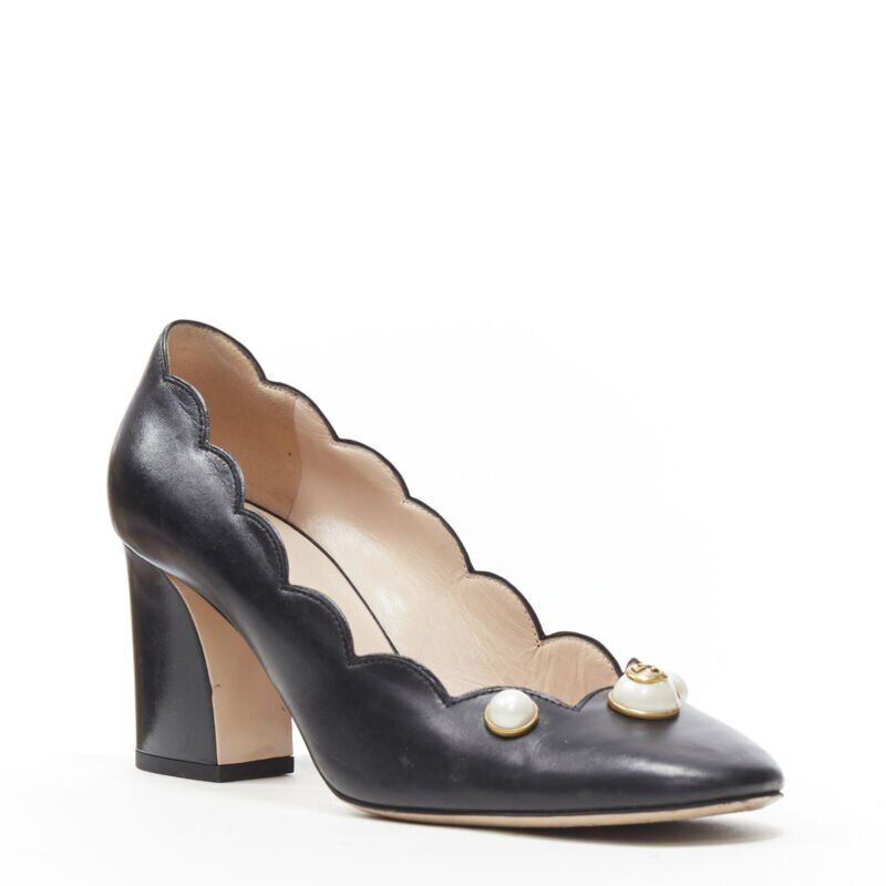 GUCCI GG Pearl black leather scalloped edge round toe chunky heel pump EU37.5