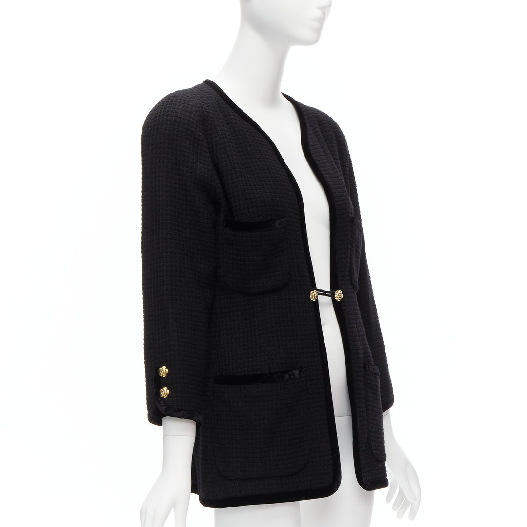 CHANEL Collection 23 1989 Vintage camellia button velvet black tweed jacket FR40